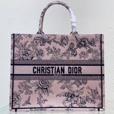 Dior Shopping Bags